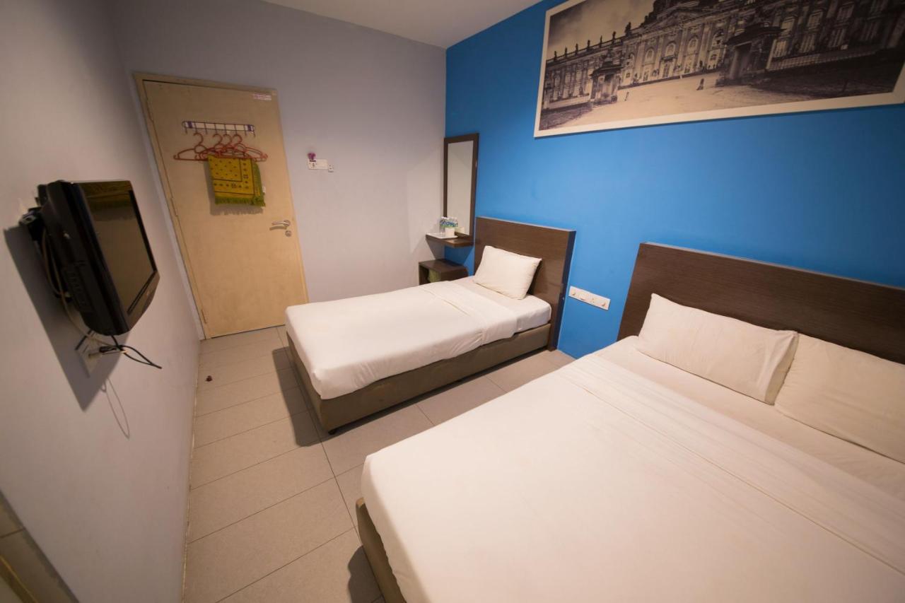 באטו פאהאט Golden Pearl Hotel Near Universiti Tun Hussein Onn Malaysia Uthm מראה חיצוני תמונה